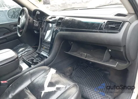 2008 Cadillac Escalade Standard z USA, uszkodzony, nr VIN 1GYFK63818R254391